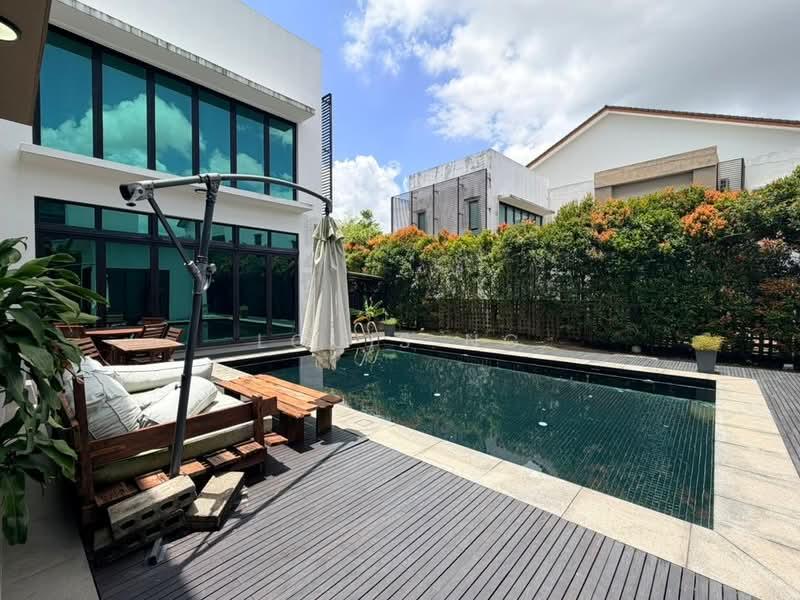 Noble Park Grand Pool Villas East Ledang - 4