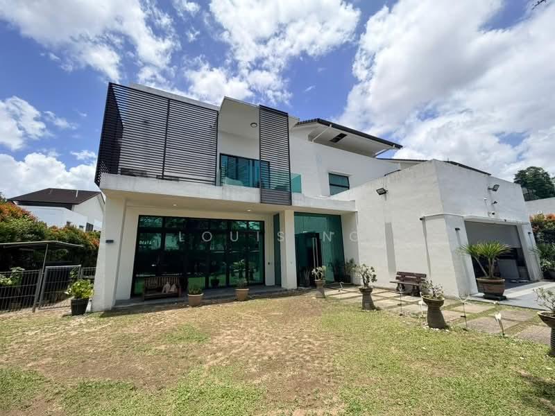 Noble Park Grand Pool Villas East Ledang - 2