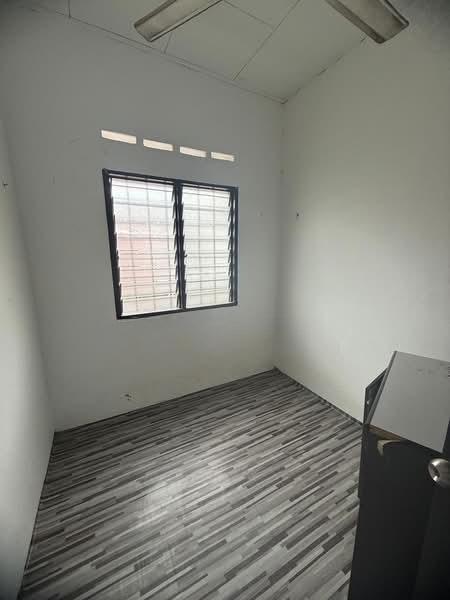 Taman Sri Anggerik - 3