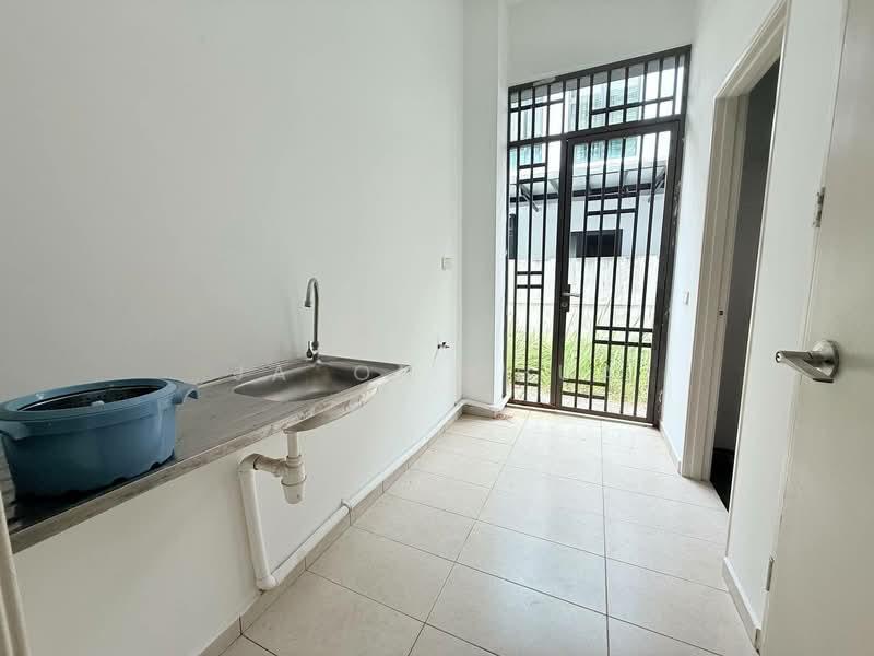 Garden Villas, Bukit Indah - 5