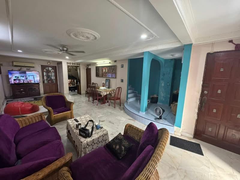 Desa 4 Bandar Country Homes - 2