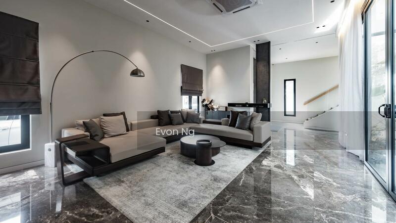 Seremban Town!! Palm mall area!! 24 x 75 - 2