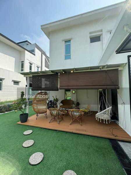 Taman Laman Puteri Sikamat - 3