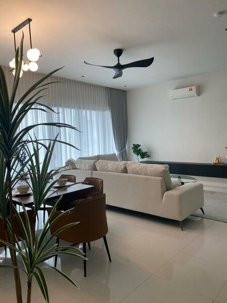 Mayfair Residences @ Pavilion Embassy - 4