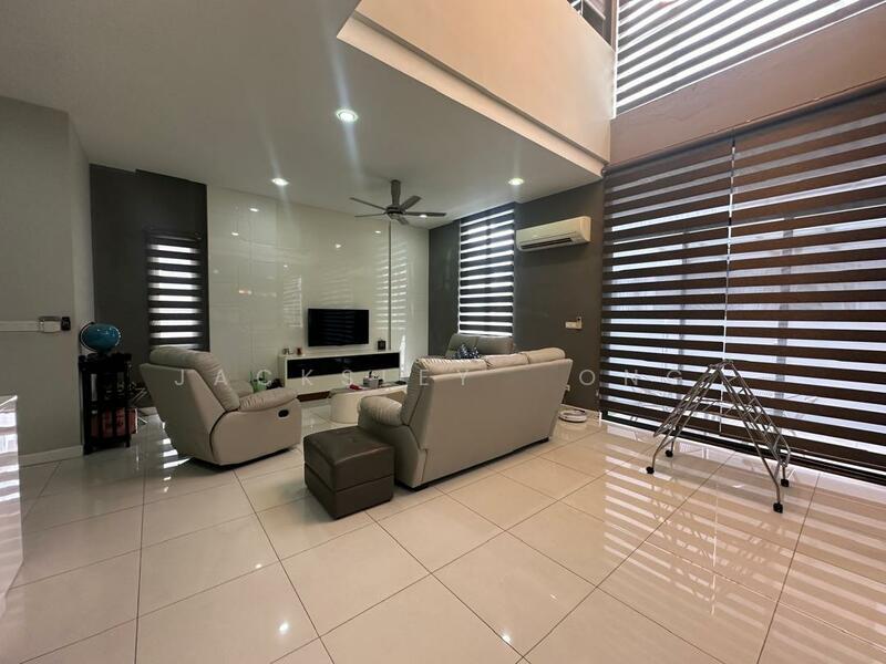 Twin Palms @ Sungai Long - 1