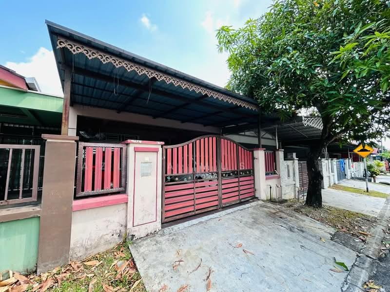 Taman Tanjung Puteri Resort - 2