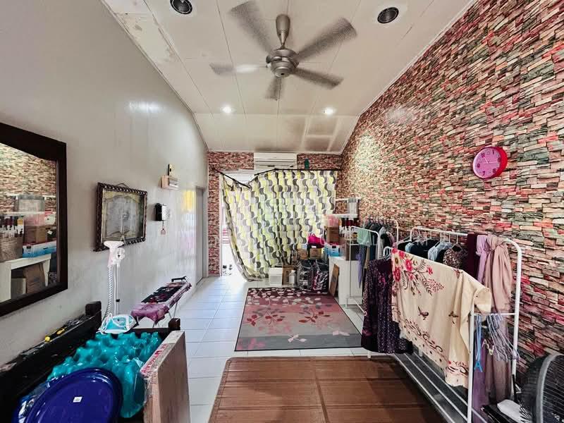 Taman Tanjung Puteri Resort - 5