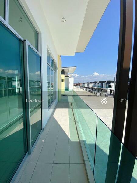 Batu Pahat, Semi D - 4