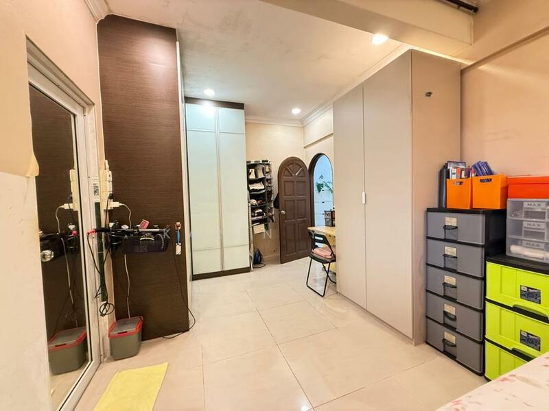 Putri Ria Apartment - 5