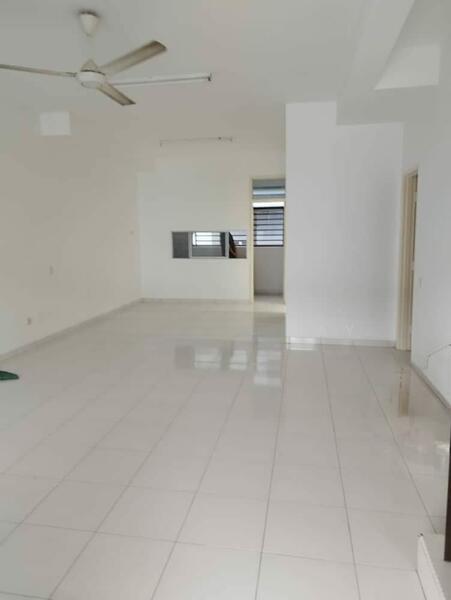 Setia Tropika Setias Tropikas - 1