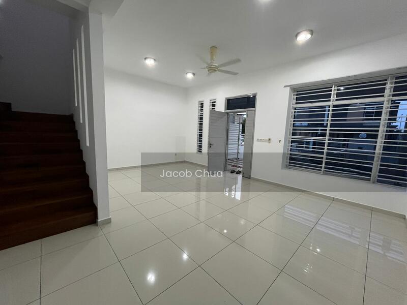 BUKIT INDAH BANDAR NUSAJAYA - 4