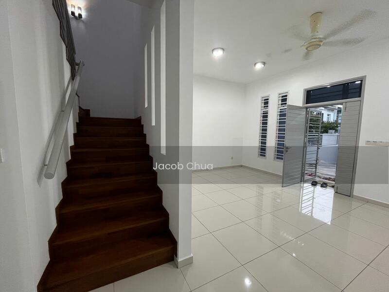 BUKIT INDAH BANDAR NUSAJAYA - 5