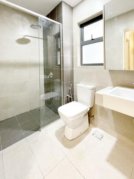 Lakeville Residence - 5