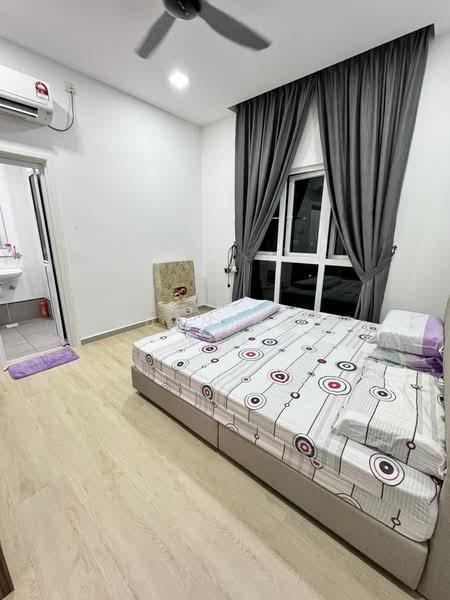 Seasons Amara Larkin - 4