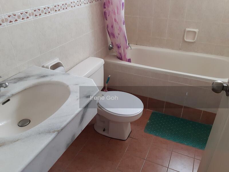 Gurney Park Condominium - 5