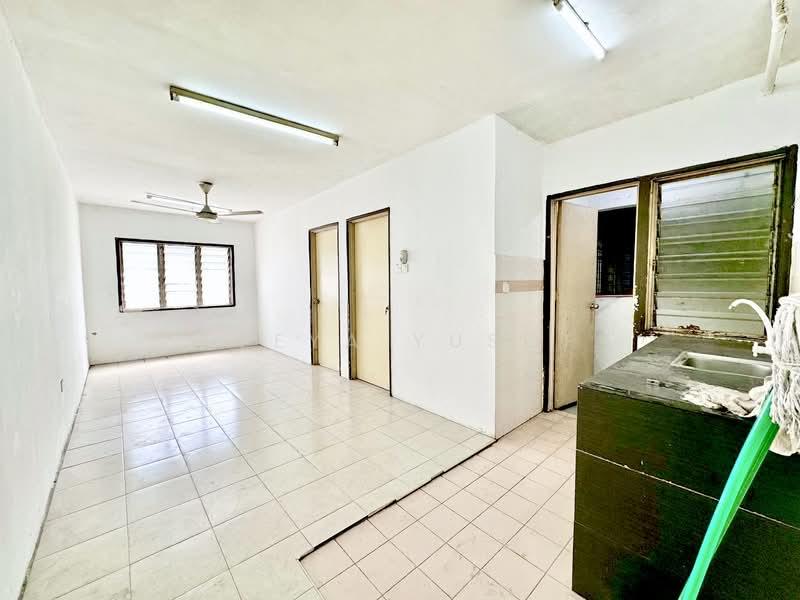 Flora Damansara Flat - 1