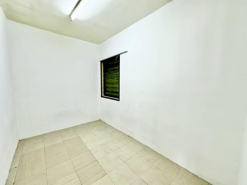 Flora Damansara Flat - 4