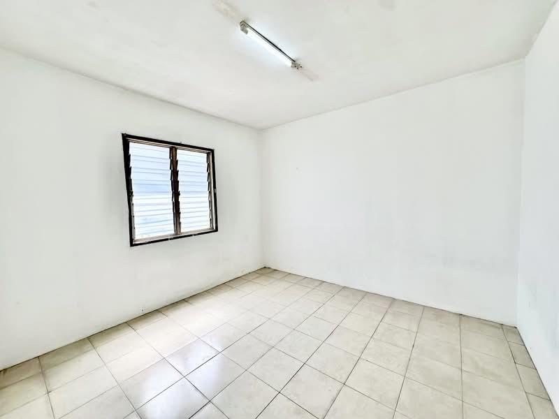 Flora Damansara Flat - 3