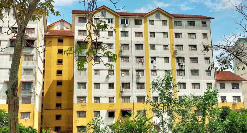 Enggang Apartment - 1