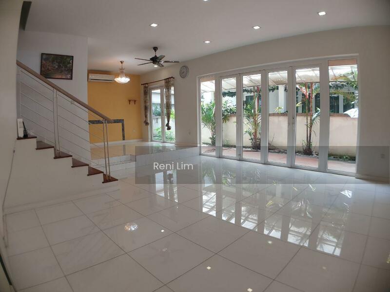 The Rafflesia @ Damansara Perdana - 1