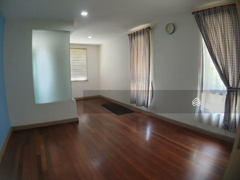 The Rafflesia @ Damansara Perdana - 4