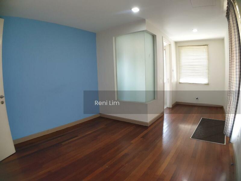 The Rafflesia @ Damansara Perdana - 5