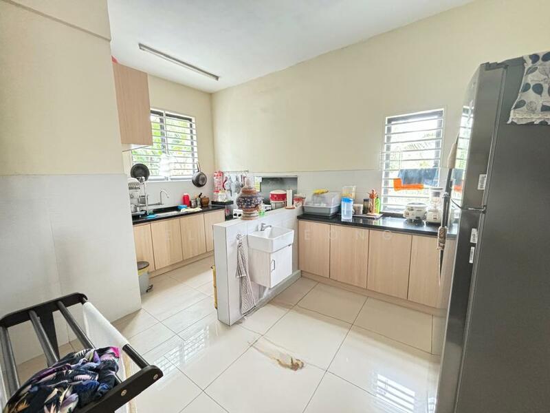 Taman Sri Garing - 4