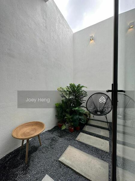 Bandar Sri Sendayan Semi-D 900K For Sale - 2