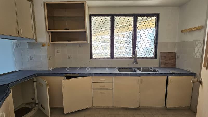 The Reef Condominium - 4