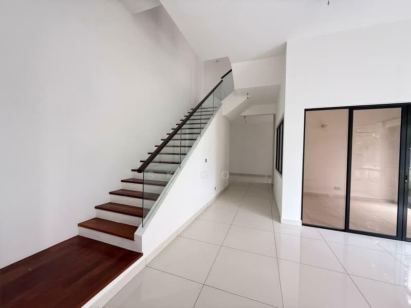 The Canal Garden South, Horizon Hills - 1