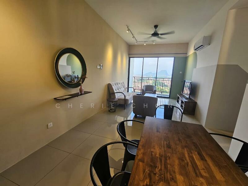 The Cove Hillside Residence - 5