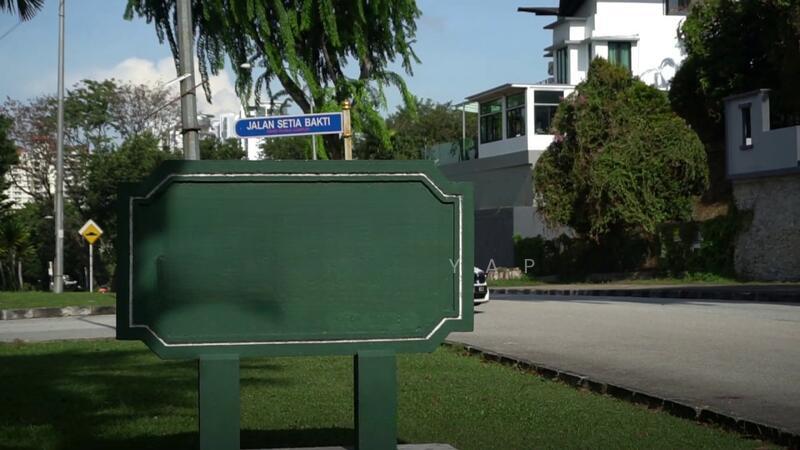 Jalan Setiabakti Bungalow, Damansara Heights - 1