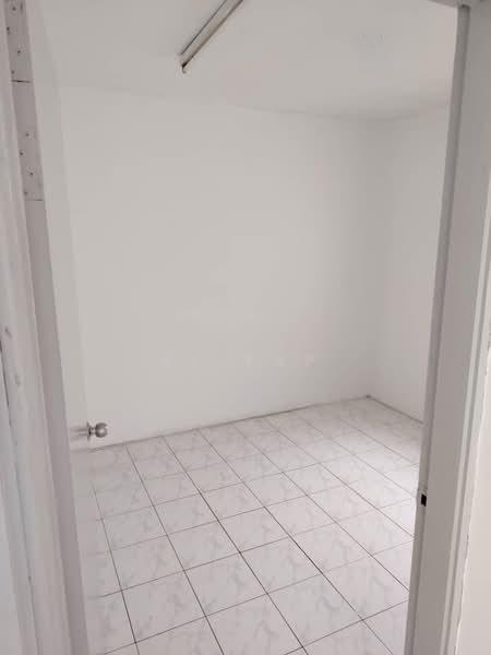 Desa Sri Puteri B - 4