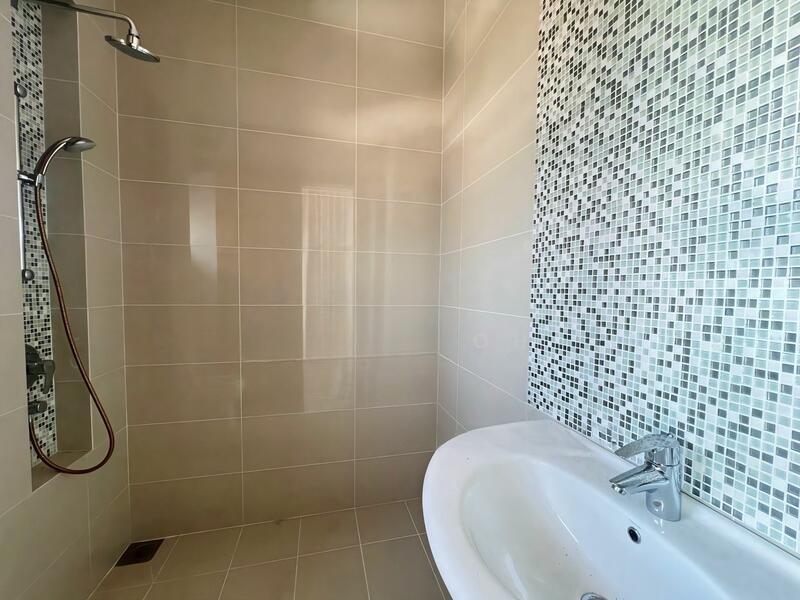 Corner with land -Original- 2 Storey Semi D Minden Residence Gelugor - 3