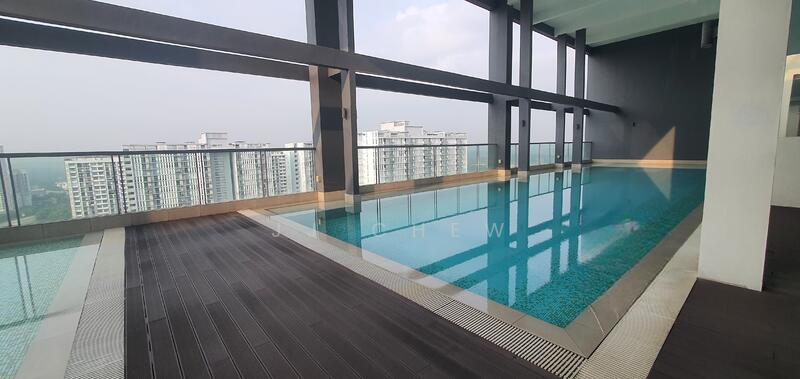 Lakefront Residence - 4