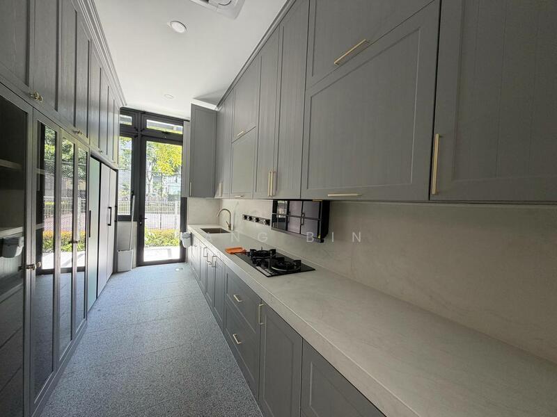 THE STRAITS VIEW RESIDENCES - 5