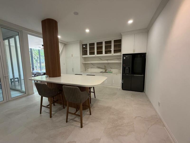 THE STRAITS VIEW RESIDENCES - 3