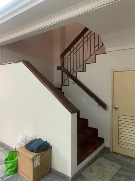 BU 10, BANDAR UTAMA, PETALING JAYA - 3