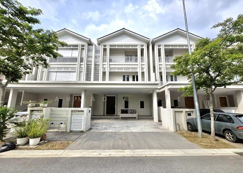 Serene Mont Kiara - 1