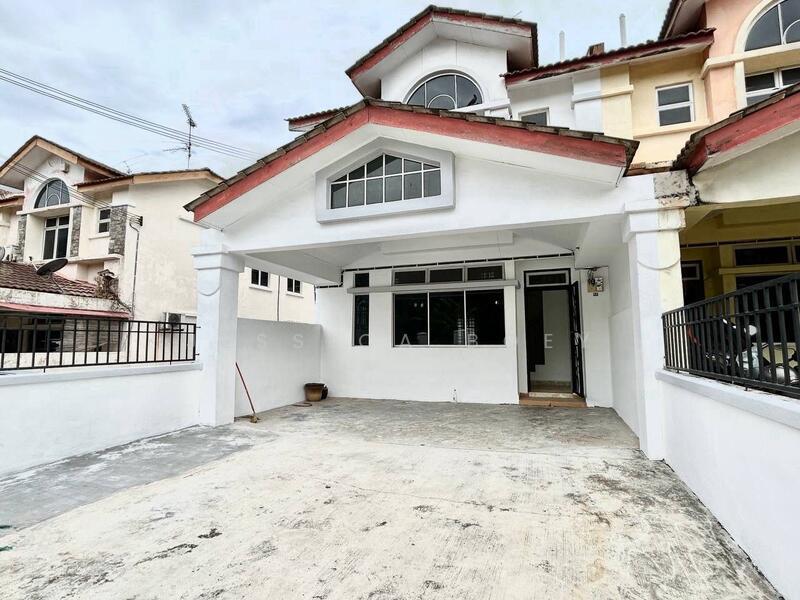 Taman Nusa Indah - 1