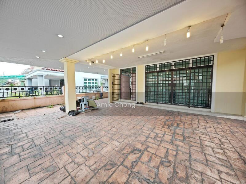 Silibin Double Storey Semi D Cluster Move In Condition - 1