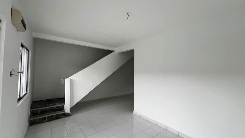 1.5 Storey Terrace Taman Serendah Makmur SERENDAH - 4