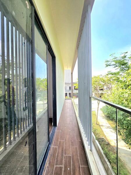 Maple Residence @ Laman View - 4