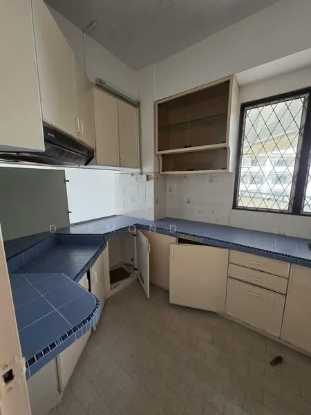 The Reef Condominium - 5
