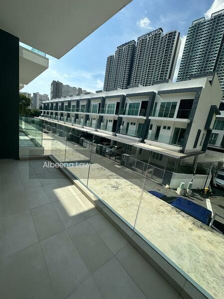Tierra Residence 3 Storey Terrace Bayan Lepas - 3