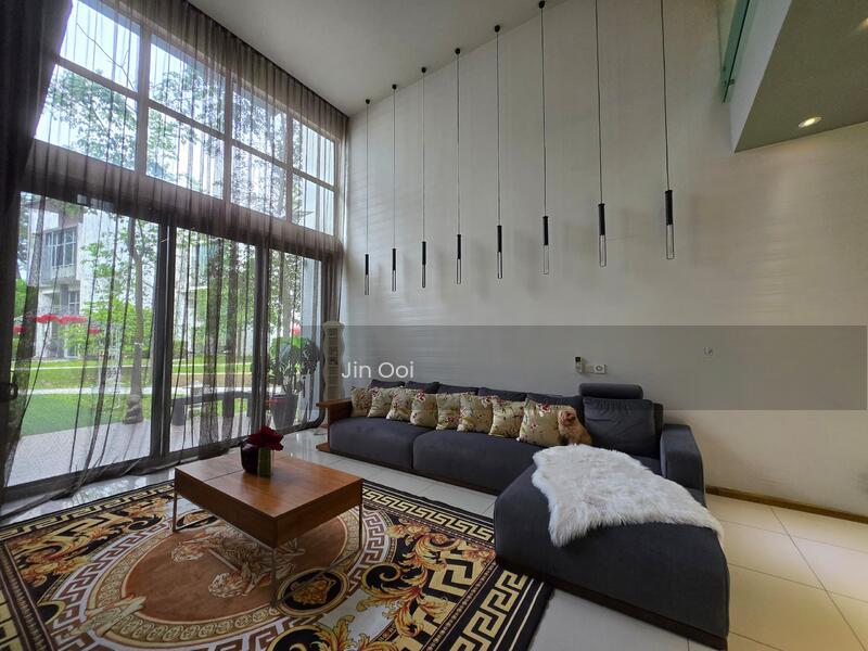 Schumann, Symphony Hills - 3