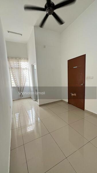 Bandar Springhill - 3