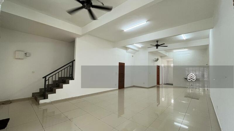 Bandar Springhill - 2