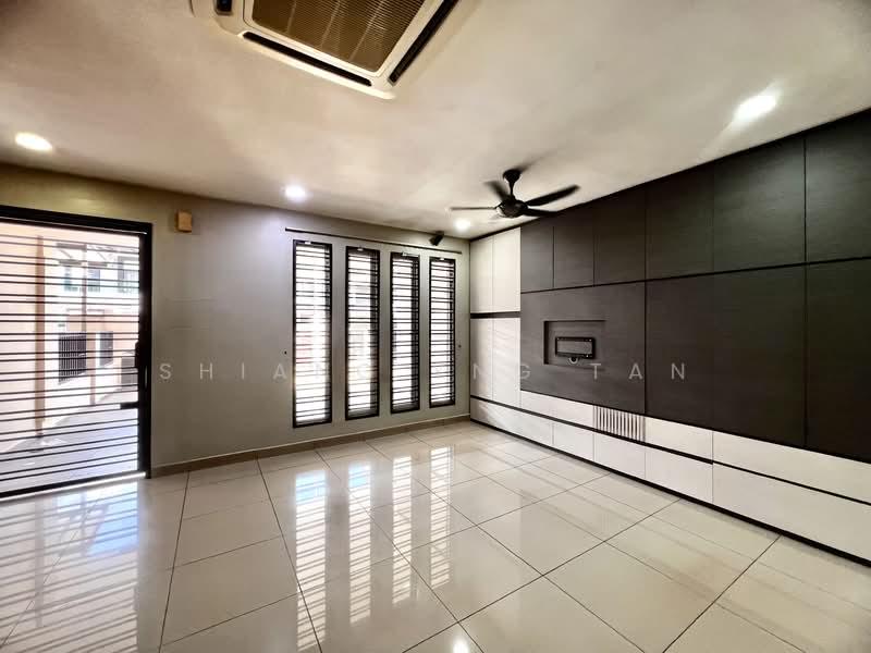 Jalan Seri Austin 3/XX @ Iolite, Taman Seri Austin, Double Storey Terrace House for SALE - 3