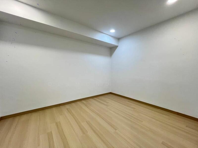 Taman Bukit Kempas - 4